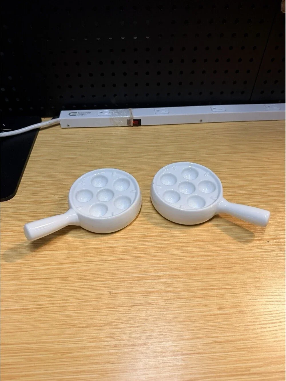 2 Le Cordon Bleu Porcelain Escargot Baking Dishes *